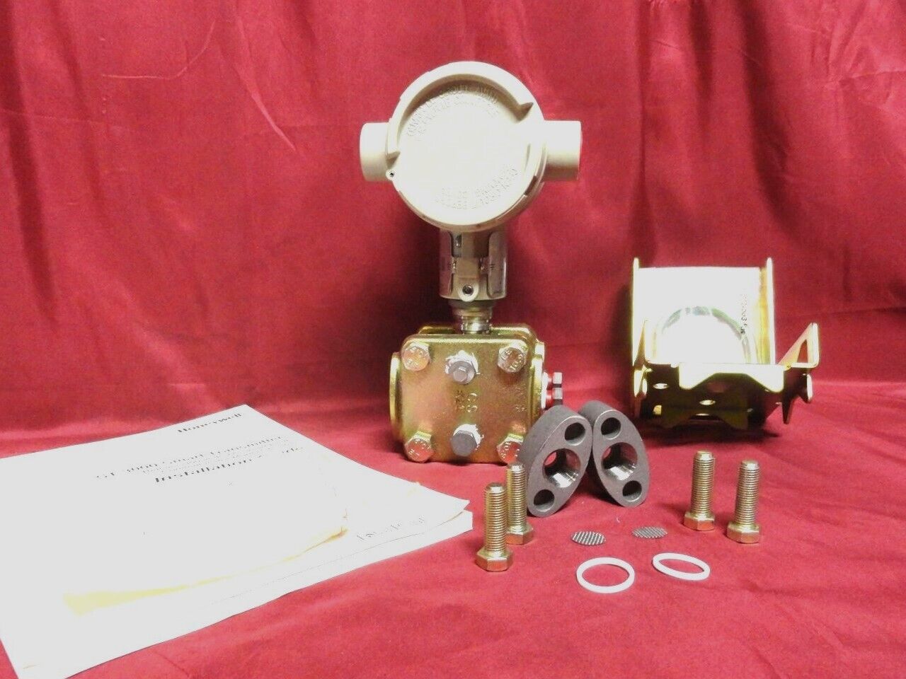 New HONEYWELL ST 3000, ST3000 Smart TRANSMITTER S100 R300 - New in Box - Image 2